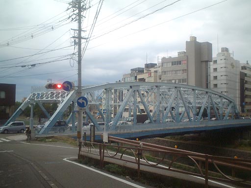 /guide/gazo512/gazo20020914/saigawa-ohashi231.jpg 犀川大橋 の写真(82) 2002年09月14日