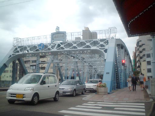 /guide/gazo512/gazo20020914/saigawa-ohashi235.jpg 犀川大橋 の写真(83) 2002年09月14日