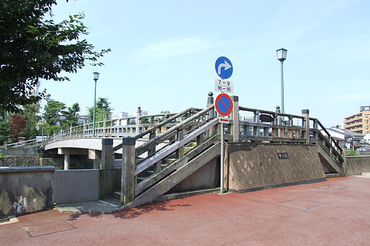 /guide/gazo540/gazo20090818/nakanohashiDSCF8081.JPG 中の橋 の写真(81) 2009年08月18日