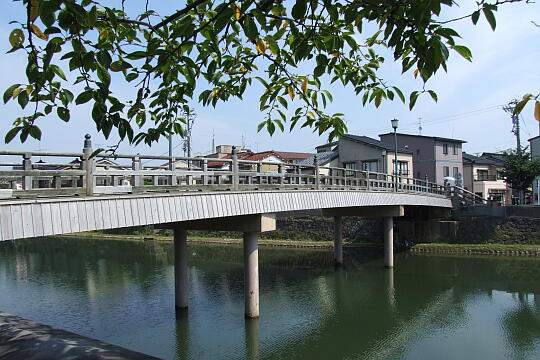 /guide/gazo540/gazo20090818/nakanohashiDSCF8133.JPG 中の橋 の写真(87) 2009年08月18日