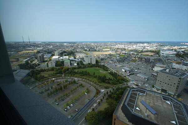 /guide/gazo600/gazo20140928/view-westDSC00896.JPG 石川県庁舎19階展望ロビー【北西】 の写真(9) 2014年09月28日