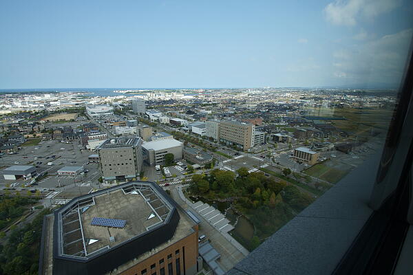 /guide/gazo600/gazo20140928/view-westDSC00898.JPG 石川県庁舎19階展望ロビー【北西】 の写真(11) 2014年09月28日