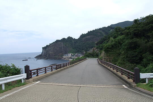 /pref-fukui/echizentown/g070902/torikusoiwaDSCF8667.JPG 鳥糞岩(とりくそいわ) の写真(83) 2007年09月02日