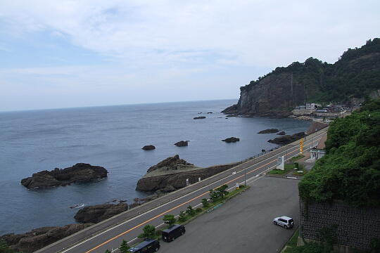 /pref-fukui/echizentown/g070902/torikusoiwaDSCF8672.JPG 鳥糞岩(とりくそいわ) の写真(85) 2007年09月02日