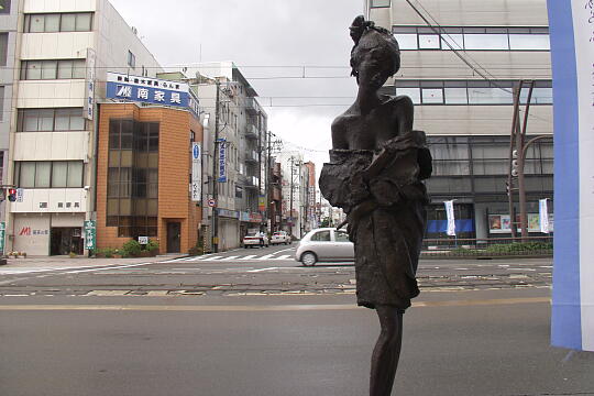 /pref-fukui/fukui/g051023/chuo-koenPA235405.JPG 福井市中央公園 の写真(84) 2005年10月23日