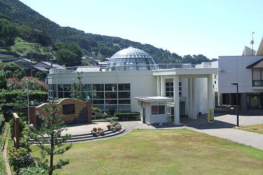/pref-fukui/fukuikaigan/g060903/suisen-domeDSCF0565.JPG 水仙ドーム の写真(82) 2006年09月03日