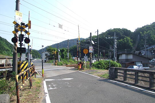 /pref-fukui/haisen/g070826/haisen-zpDSCF7708.JPG 木の芽踏切・北陸トンネル入口 の写真(82) 2007年08月26日