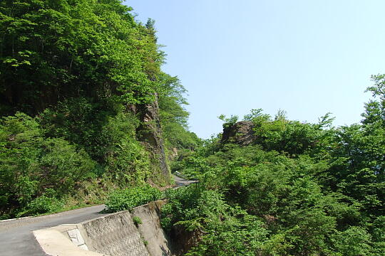 /pref-fukui/ikeda/g080518/kanmuri-4DSCF0333.JPG 林道冠山線 Point4 の写真(81) 2008年05月18日