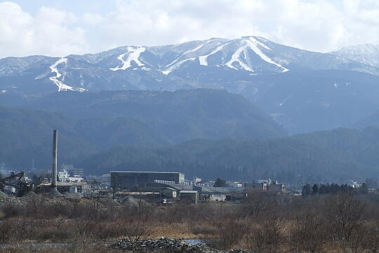 /pref-fukui/katsuyama/g070225/skijam-tDSCF4734.JPG 九頭竜湖岸から見たスキージャム勝山 の写真(82) 2007年02月25日