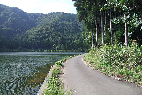 /pref-fukui/mikatagoko/g060923/suigetsuko-xDSCF0919.JPG 水月湖畔(山頂公園の下付近) の写真(81) 2006年09月23日