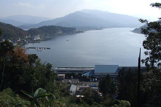 /pref-fukui/mikatagoko/g071125/miroku-fDSCF6294.JPG 岳山(5)久々子湖方面の展望 の写真(81) 2007年11月25日