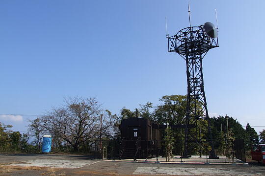 /pref-fukui/mikatagoko/g071125/miroku-tDSCF6263.JPG 岳山(1)岳山山頂 の写真(83) 2007年11月25日