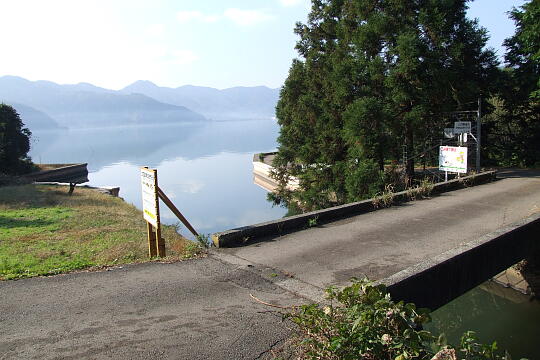 /pref-fukui/mikatagoko/g071125/nagaoDSCF6093.JPG 長尾島の堀切・長尾島の道 の写真(81) 2007年11月25日