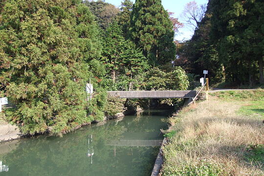 /pref-fukui/mikatagoko/g071125/nagaoDSCF6098.JPG 長尾島の堀切・長尾島の道 の写真(84) 2007年11月25日