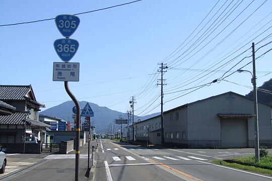 ＪＲ湯尾駅前 の写真(84) 2007年08月12日