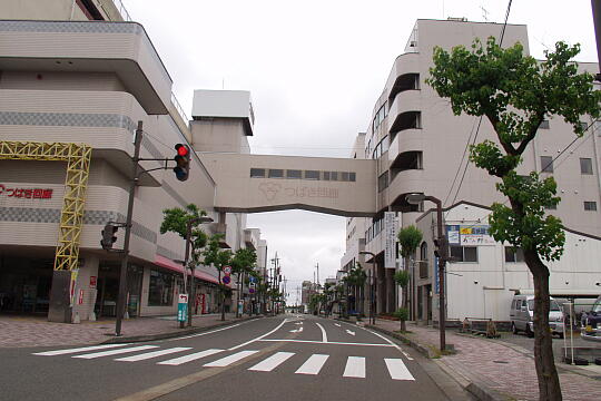 /pref-fukui/obama/g050605/shotengaiP6053642.JPG 小浜駅前の商店街 の写真(85) 2005年06月05日