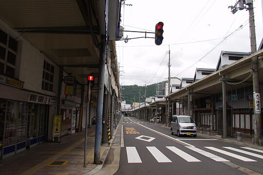 /pref-fukui/obama/g050605/shotengaiP6053643.JPG 小浜駅前の商店街 の写真(86) 2005年06月05日