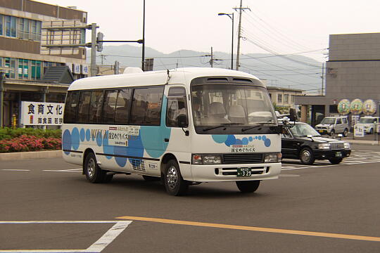/pref-fukui/obama/g060604/kokuhomeguri-busP6047322.JPG 小浜駅前 国宝巡りバスのりば の写真(84) 2006年06月04日