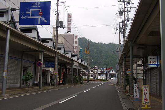 /pref-fukui/obama/g060604/obama-highwaybusP6047330.JPG 小浜駅前 高速バスのりば の写真(83) 2006年06月04日