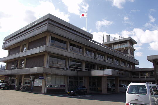 /pref-fukui/ono/g051120/shiyakushoPB205708.JPG 大野市役所 の写真(81) 2005年11月20日