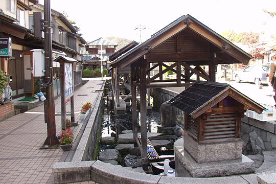 /pref-fukui/ono/g051120/shozuPB205711.JPG 御清水 の写真(81) 2005年11月20日