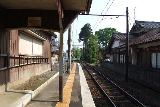 /pref-fukui/sabae/g070503/nishiyamakoen-stnDSCF5768.JPG 福井鉄道 西山公園駅 の写真(83) 2007年05月03日