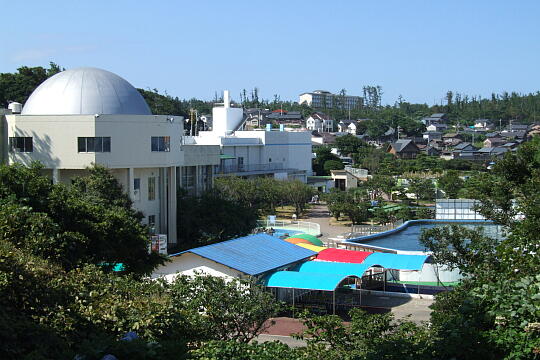 /pref-fukui/sakai/g060903/suizokukanDSCF0419.JPG 越前松島水族館 の写真(82) 2006年09月03日