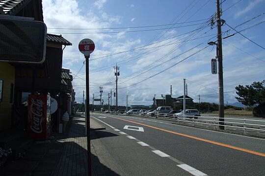 /pref-fukui/sakai/g060903/yado-busDSCF0471.JPG 京福バス 宿バス停 の写真(82) 2006年09月03日