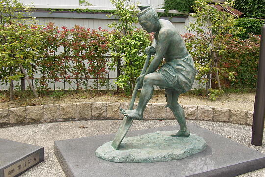 /pref-fukui/tsuruga/g060604/sunamochi-zoP6047173.JPG お砂持ち神事の像 の写真(81) 2006年06月04日