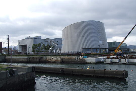 /pref-fukui/tsuruga/g061123/kiramekiminatokanDSCF4443.JPG きらめきみなと館 の写真(85) 2006年11月23日