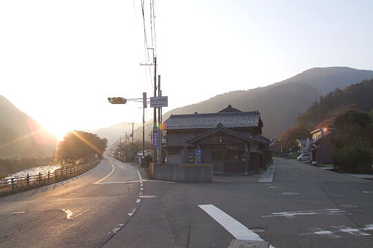 /pref-fukui/wakasa/g071125/kumagawa-mDSCF5743.JPG 熊川宿(4)まがり の写真(81) 2007年11月25日