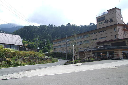 /pref-gifu/geroosaka/g070922/nigorigo-busDSCF1733.JPG 濁河温泉 バスのりば の写真(83) 2007年09月22日