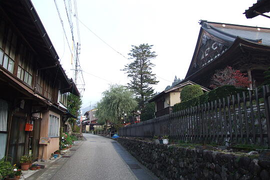 /pref-gifu/gujo/g061104/annyojiDSCF3712.JPG 安養寺(真宗大谷派) の写真(83) 2006年11月04日
