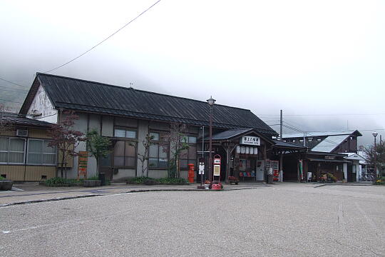郡上八幡駅前 の写真(84) 2006年11月04日