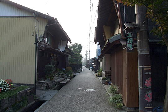 /pref-gifu/gujo/g061104/kamiyanagiDSCF3731.JPG 上柳町 の写真(82) 2006年11月04日