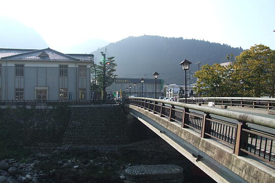 /pref-gifu/gujo/g061104/kyuchosha-kinenkanDSCF3966.JPG 郡上八幡旧庁舎記念館 の写真(84) 2006年11月04日
