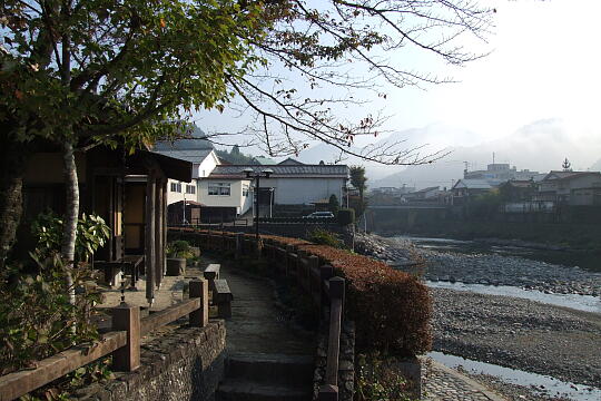 /pref-gifu/gujo/g061104/miyagasebashiDSCF3828.JPG 宮ヶ瀬橋 の写真(81) 2006年11月04日