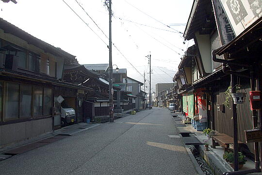 /pref-gifu/gujo/g061104/shokuninDSCF3779.JPG 職人町 の写真(83) 2006年11月04日