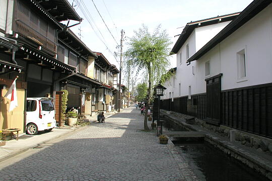 /pref-gifu/hida/g050505/setogawa-bP5052450.JPG 瀬戸川と白壁土蔵街(2) の写真(81) 2005年05月05日