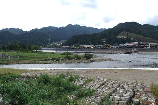 /pref-gifu/hida/g070923/kanko-yanaDSCF2845.JPG 飛騨古川観光ヤナ の写真(81) 2007年09月23日