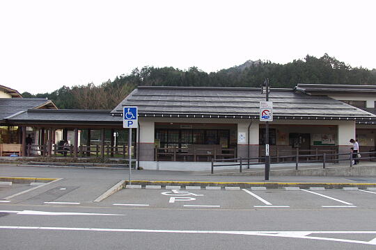 /pref-gifu/hidakogai/g060503/me-alpfurukawaP5036257.JPG 道の駅 アルプ飛騨古川 の写真(83) 2006年05月03日