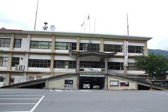 /pref-gifu/hidakogai/g070923/sakakami-ekimaeDSCF3070.JPG 坂上駅前 の写真(81) 2007年09月23日