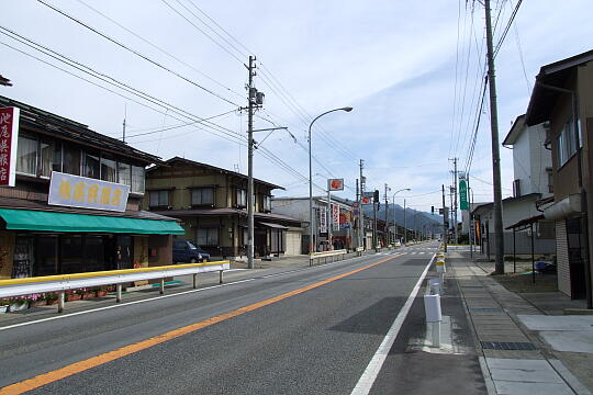 /pref-gifu/hidakogai/g081012/hidahosoe-ekimaeDSCF3507.JPG 飛騨細江駅前 の写真(82) 2008年10月12日