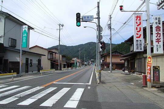 /pref-gifu/hidakogai/g081012/hidahosoe-ekimaeDSCF3510.JPG 飛騨細江駅前 の写真(84) 2008年10月12日