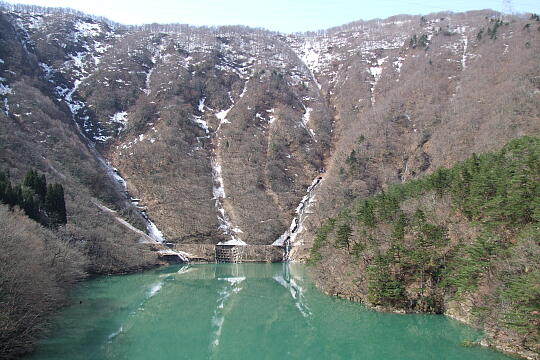 /pref-gifu/shirakawa/g090321/gl-gasshominamiDSCF5657.JPG 〔飛越峡合掌ライン〕合掌大橋(南) の写真(86) 2009年03月21日