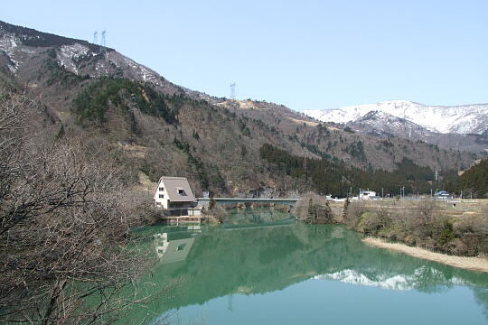 /pref-gifu/shirakawa/g090321/gl-hinokawaharaDSCF5948.JPG 〔飛越峡合掌ライン〕火の川原橋 の写真(86) 2009年03月21日