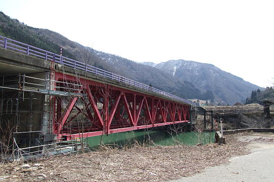 /pref-gifu/shirakawa/g090321/gl-kouzuDSCF5990.JPG 〔飛越峡合掌ライン〕楮橋(こうず橋) の写真(89) 2009年03月21日