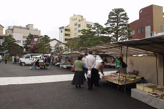 /pref-gifu/takayama/g050429/jinyaP4292632.JPG 高山陣屋 の写真(81) 2005年04月29日