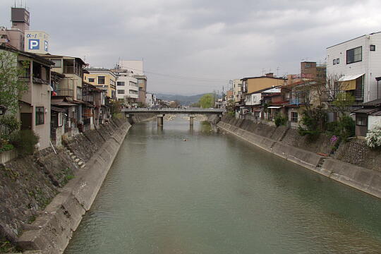 /pref-gifu/takayama/g050429/yanagibashiP4292663.JPG 柳橋 の写真(82) 2005年04月29日