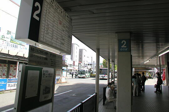 /pref-gifu/takayama/g050505/takayama-stnbusP5052402.JPG 濃飛バス 高山バスセンター の写真(81) 2005年05月05日